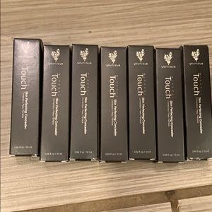 Younique touch concealer